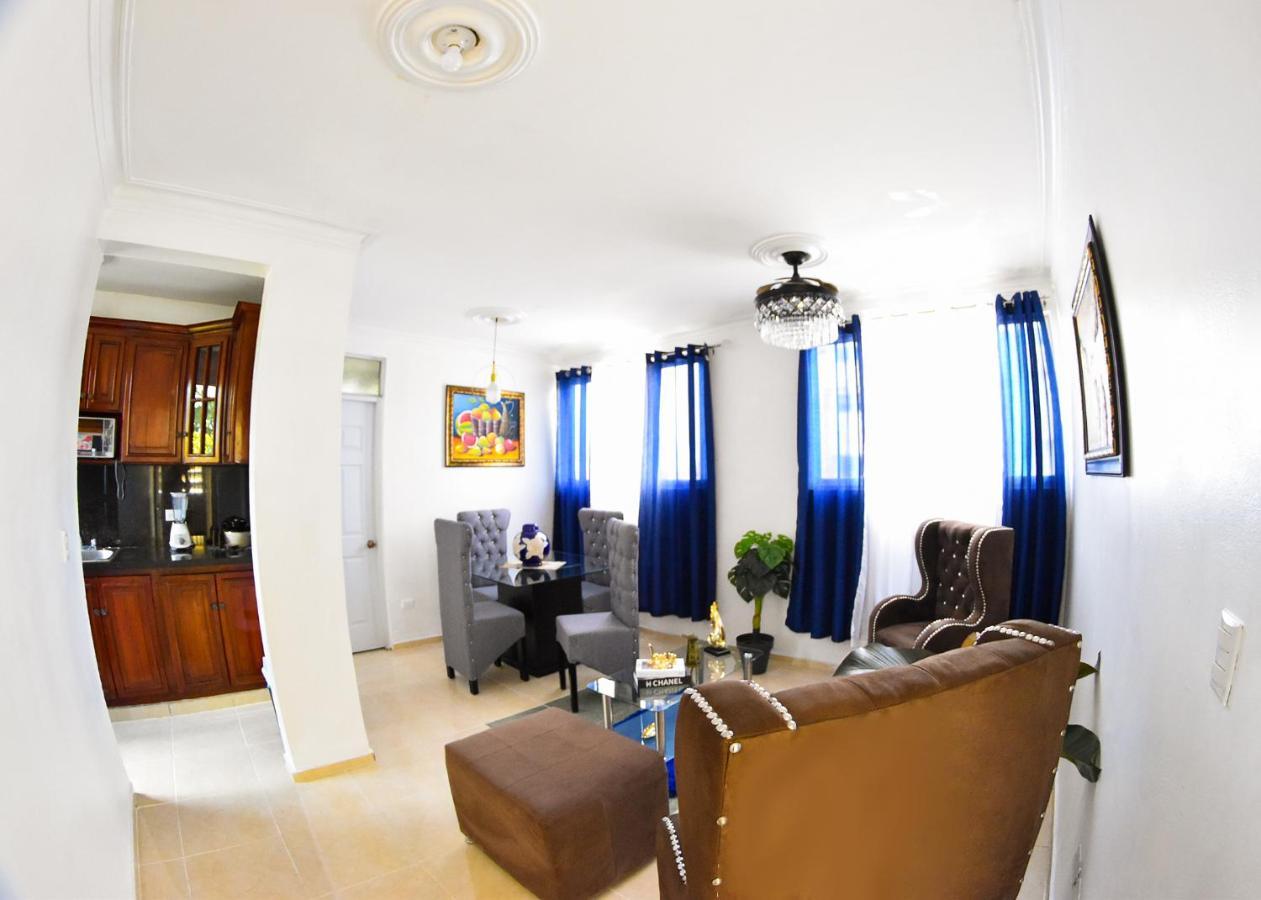 Apartamento En La Carreras Proximo Al Monumento ซานติอาโก เด ลอสกาบาเญโรส ภายนอก รูปภาพ