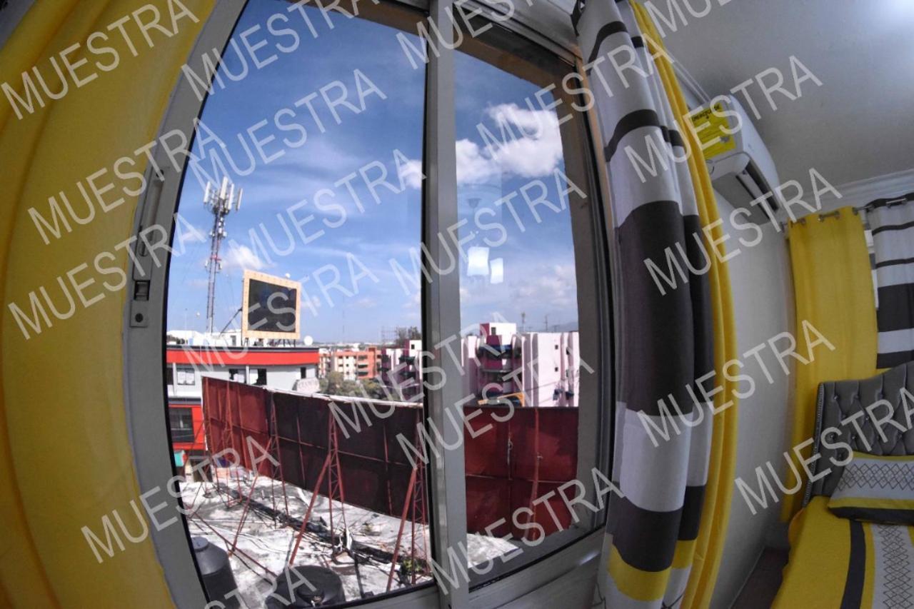 Apartamento En La Carreras Proximo Al Monumento ซานติอาโก เด ลอสกาบาเญโรส ภายนอก รูปภาพ